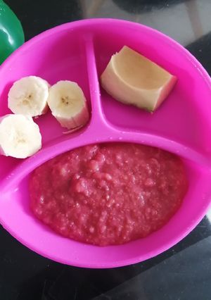 Una foto de Avena con beterraga o remolacha versión bebe