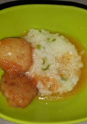 Foto resep Bubur tim buncis + perkedel tuna + saos tomat (mpasi 9 bulan)