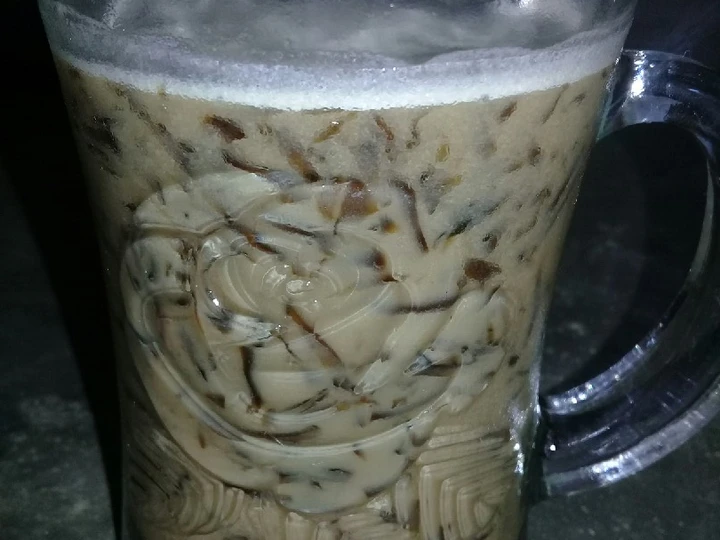 Langkah Mudah untuk Membuat Resep Es capucino cincau #BikinRamadanBerkesan yang Menggugah Selera Anti Ribet, Uenak Banget