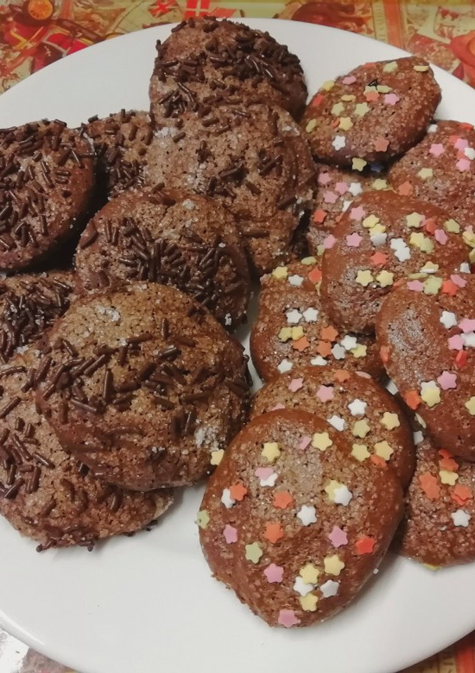 Una foto de Galletas de chocolate y almendras SIN harina ni mantequilla!
