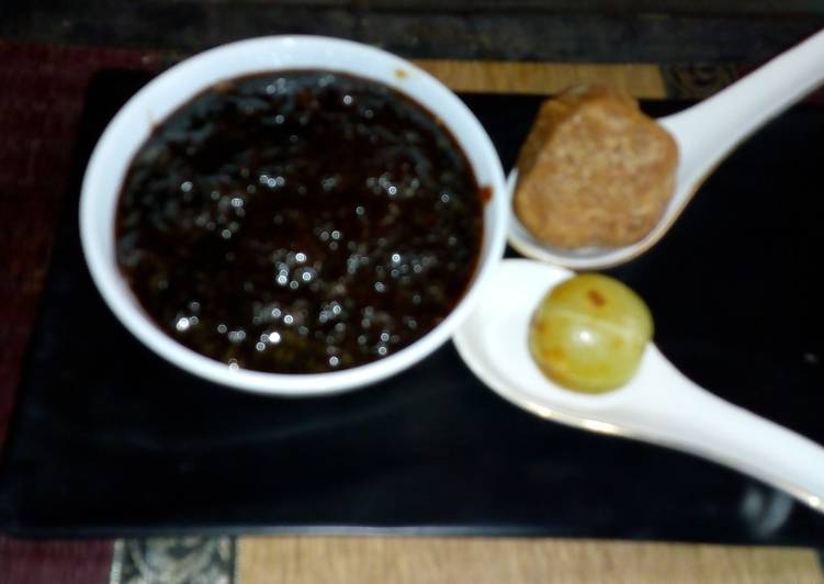 Simple Way to Make Super Quick Homemade Amla ki meethi chutney