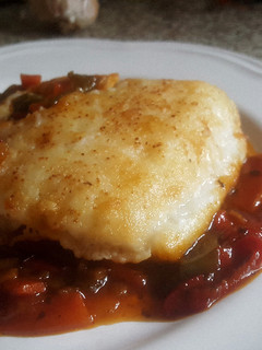 Una foto de Bacalao en salsa de pimientos