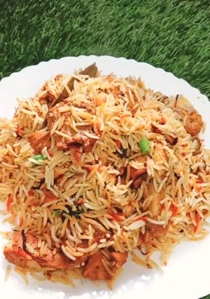 ஸ்மோக்கி லேயர் டிக்கா பிரியானி(smokey layer tikka biryani recipe in tamil) செய்முறை முக்கிய புகைப்படம்