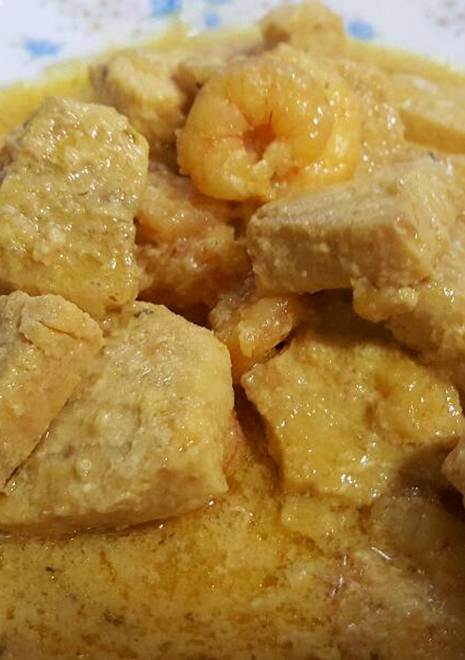 Una foto de Pez espada con gambas
