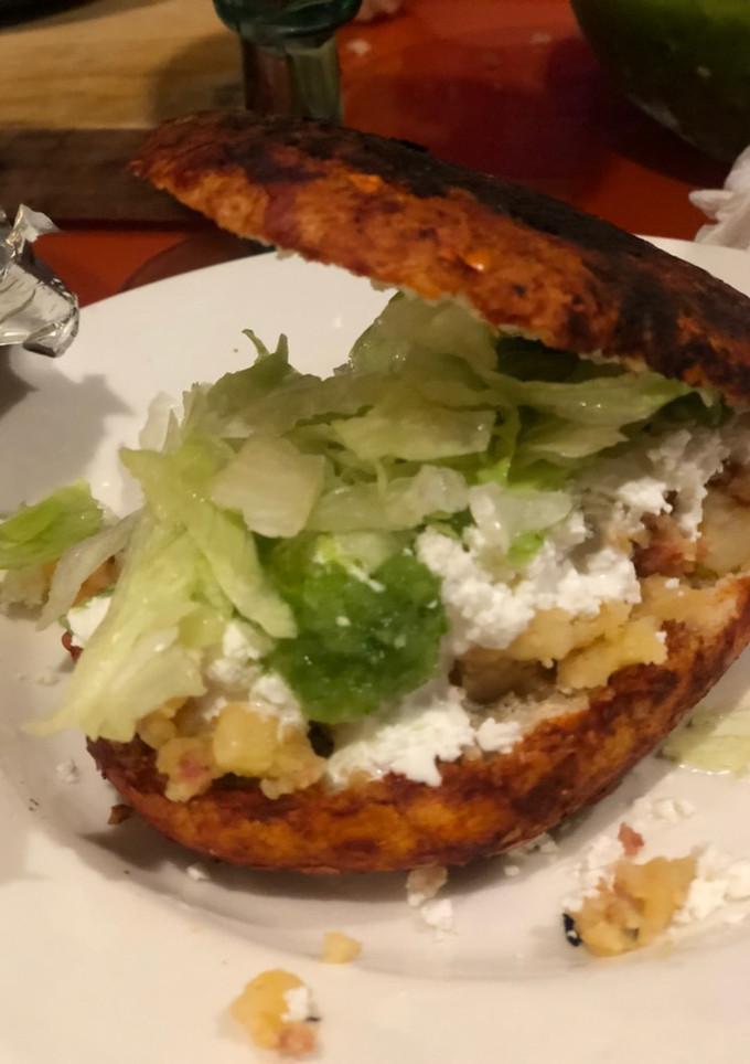 Una foto de Pambazos de papas con chorizo