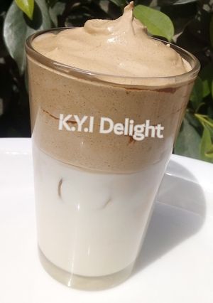 A picture of Coffee Dalgona.