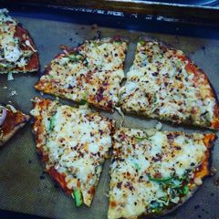Pizza A picture of Pizza.