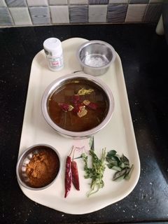 * டக்கர் தூதுவளை கீரை ரசம் *(thoothuvalai keerai rasam recipe in tamil) செய்முறை முக்கிய புகைப்படம்