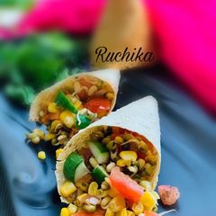 A picture of Moong Sprouts chaat.