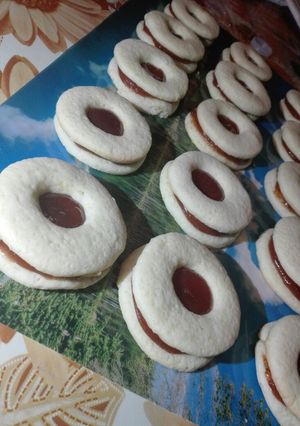 Una foto de Masitas secas de limón con membrillo😍