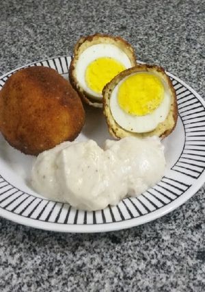 صورة لوصفة كرات البيض المقرمشه بالجبن