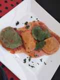 Panzerotti con salsa napolitana