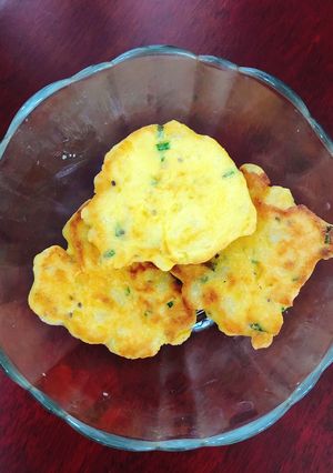 Hình của món Bánh trứng khoai tây, hạt chia.