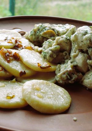 Фото Галушки з грибами та куркою.