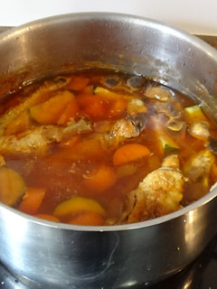 Una foto de Pato guisado con verduras: