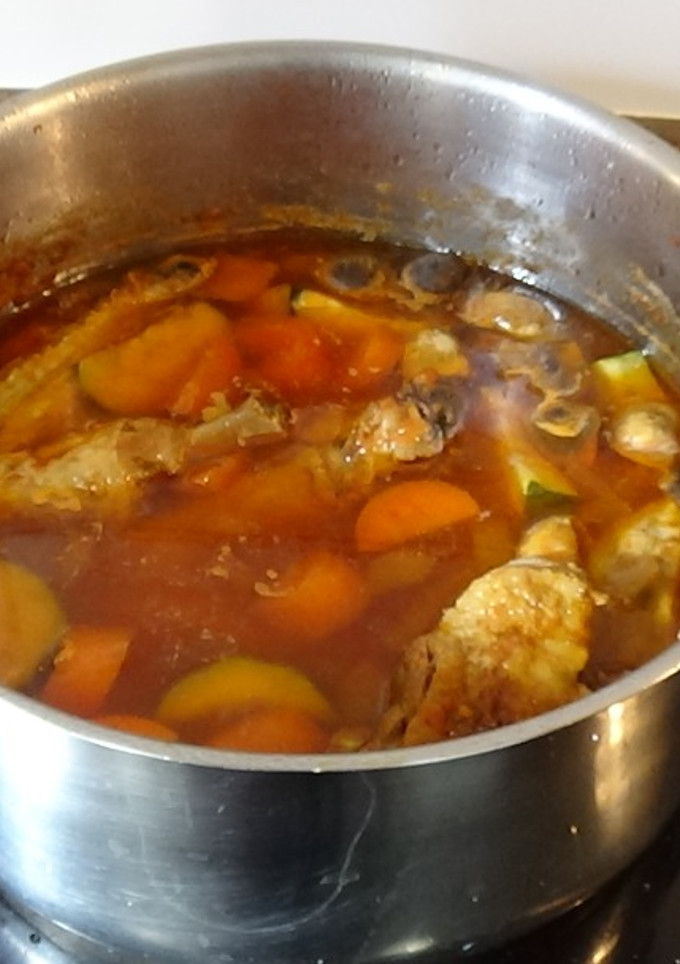 Una foto de Pato guisado con verduras: