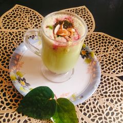 A picture of Paan dates milkshake / paan shots/ Betel leaves drink 🍷🍻.