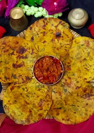 મેથી ના ઢેબરા (Methi Dhebra Recipe In Gujarati) રેસીપી મુખ્ય ફોટો