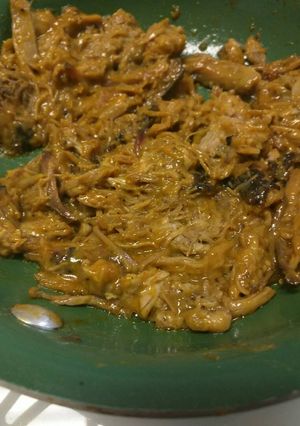 A picture of WB's Pulled Pork Sauce.
