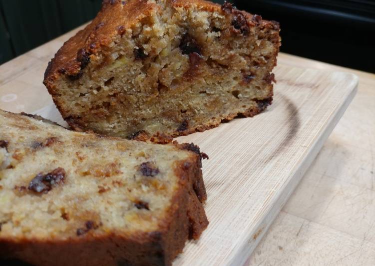 Recipe of Appetizing Salted Caramel &amp; Chocolate Chip Banana Bread