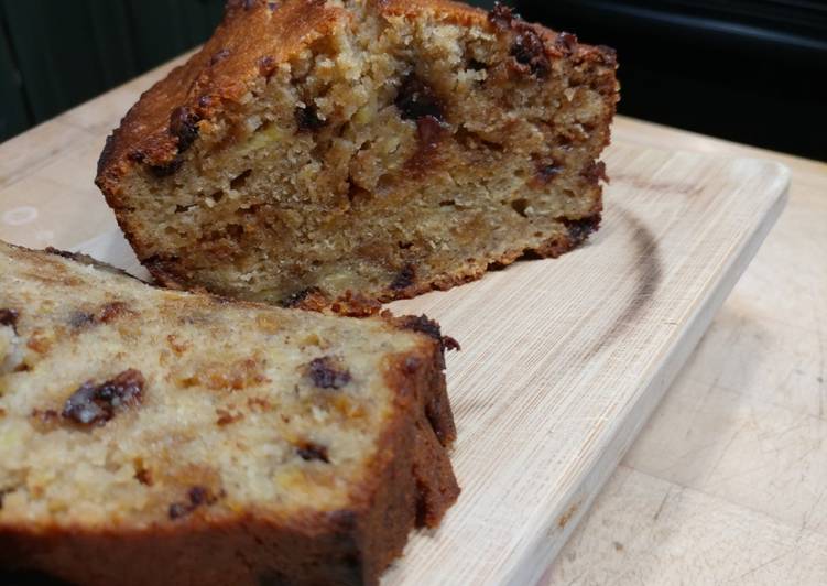 Easiest Way to Make Super Quick Homemade Salted Caramel &amp; Chocolate Chip Banana Bread