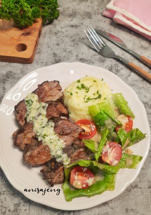 Foto resep Beef steak with Garlic Butter Sauce