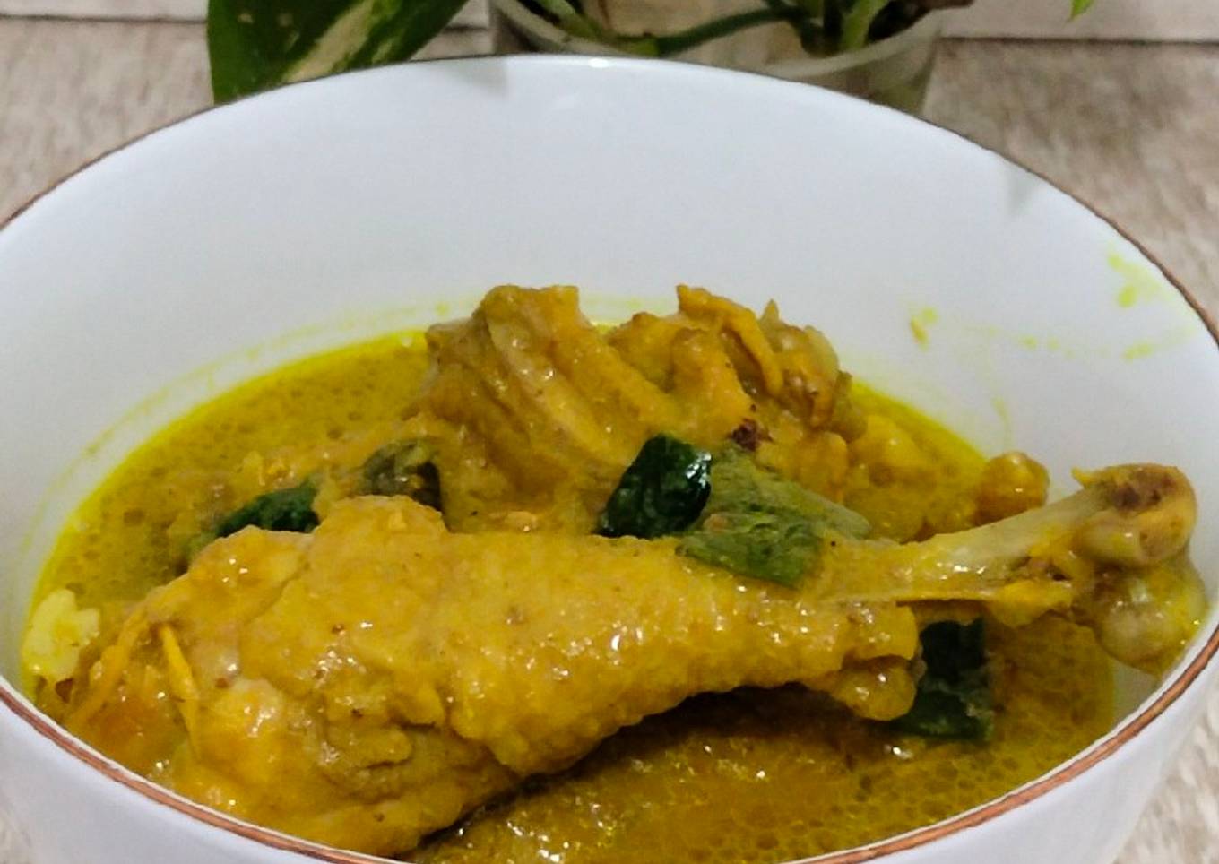 Opor ayam kampung