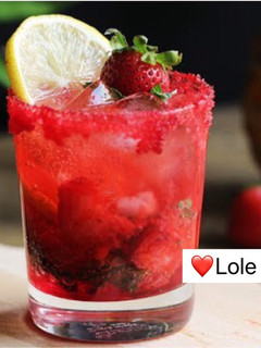 صورة لوصفة موهيتو الفراولة بدون سيروب🍓