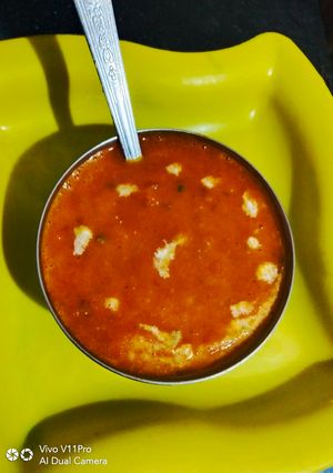 A picture of Tomato soup.