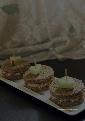 A picture of Chicken Coin Sandwich.