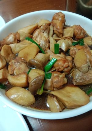 杏鮑菇炒雞肉 的食譜成品照片