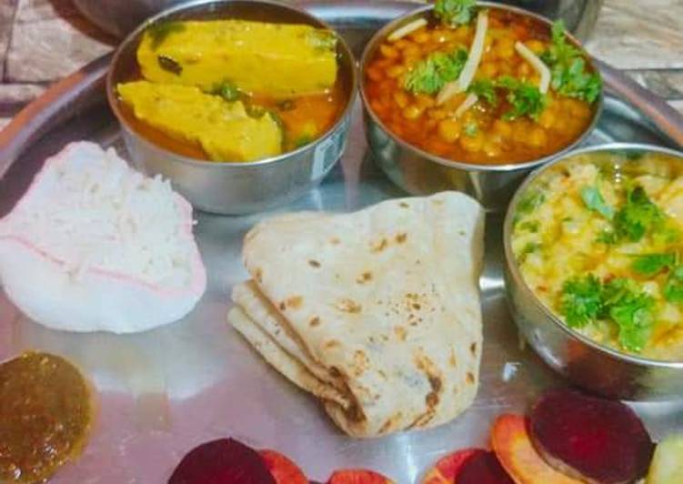 Steps to Prepare Perfect Thali_without_meat.   Handi Chana daal