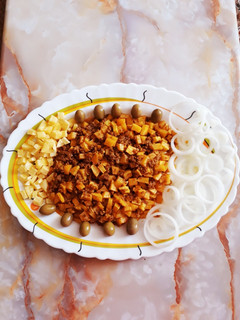 عکسی از دستور واویشکا با گوشت چرخکرده (گوسفندی)