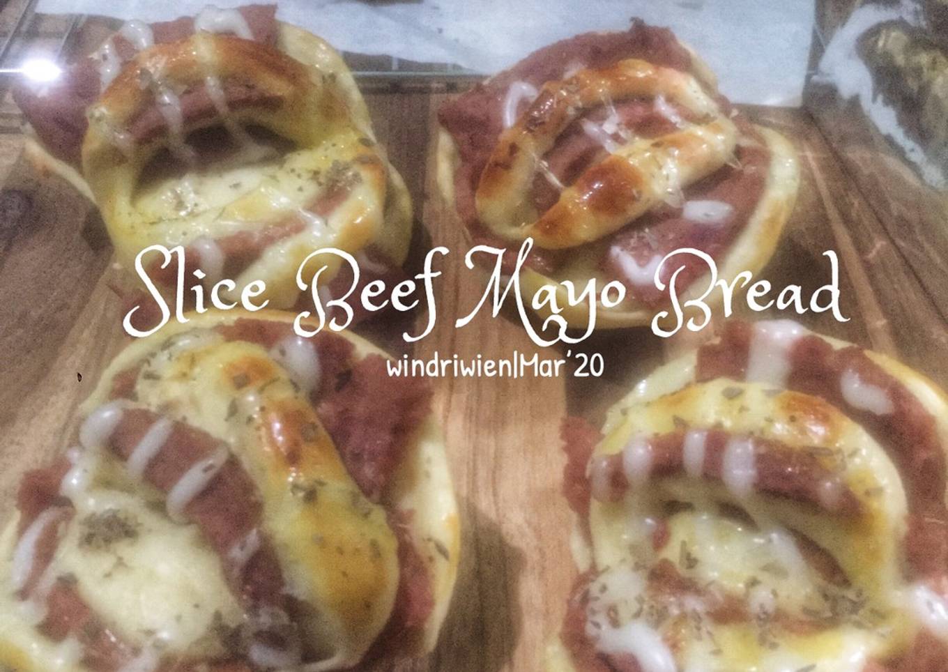 Slice Beef Mayo Bread