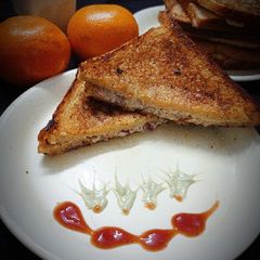 A picture of Onion Curd Toast.