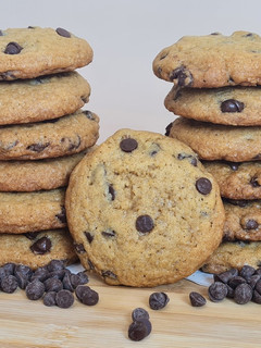 Una foto de Cookies estilo americanas 🇺🇸 Galletas con chips de chocolate 🍪