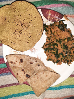 બેસન નુ શાક(besan nu Shak recipe in gujarati) રેસીપી મુખ્ય ફોટો