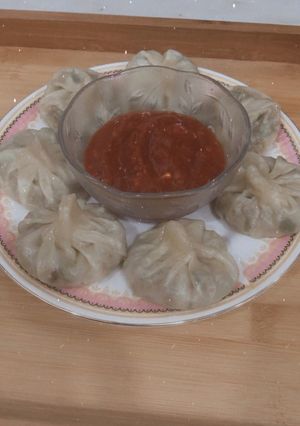 A picture of Veg.momos.