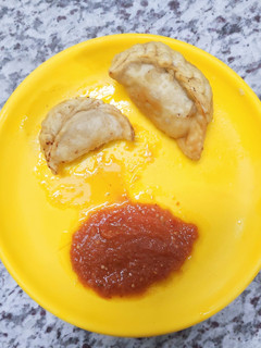 சிக்கன் ஃபரைட் மோமோஸ் (Chicken fried momos recipe in tamil) செய்முறை முக்கிய புகைப்படம்
