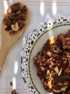 Foto di Granola nocciola e cioccolato
