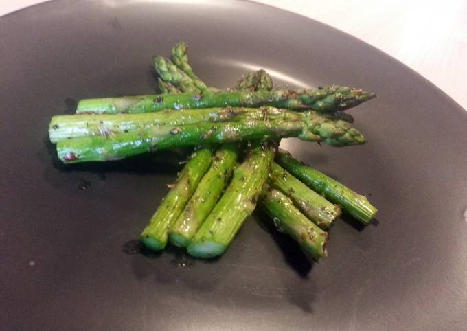 How to Make Quick Simple grilled asparagus