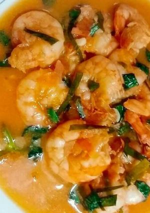 Hình của món Tôm sốt chanh chua ngọt kiểu Thái.