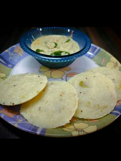 रवा इडली (Rava Idli recipe in Hindi) रेसिपी मुख्य फोटो
