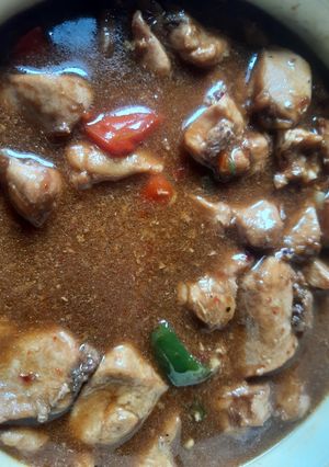 চিলি চিকেন (chilli chicken recipe in Bengali) রেসিপির প্রধান ছবি