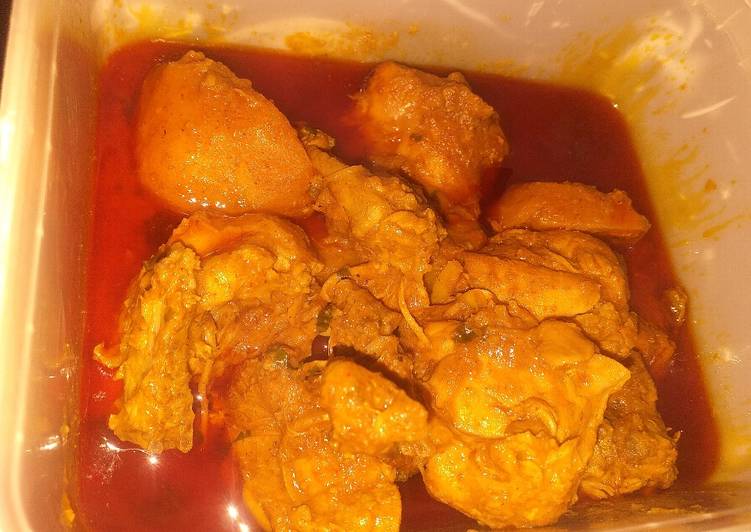 Recipe of Perfect Aloo chiken