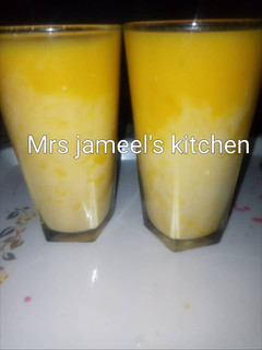 A picture of Mango smoothie.