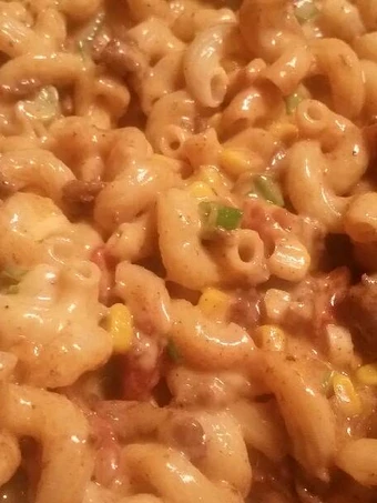 Recipe Jalapeño-Cheddar Beef Mac dengan Muffin Jagung Bawang Merah Karamel which So Delicious