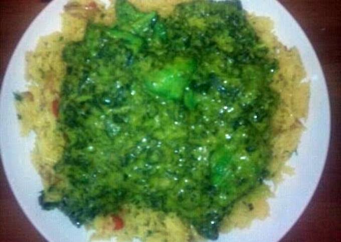 Creamed Spinach and Chicken Curry