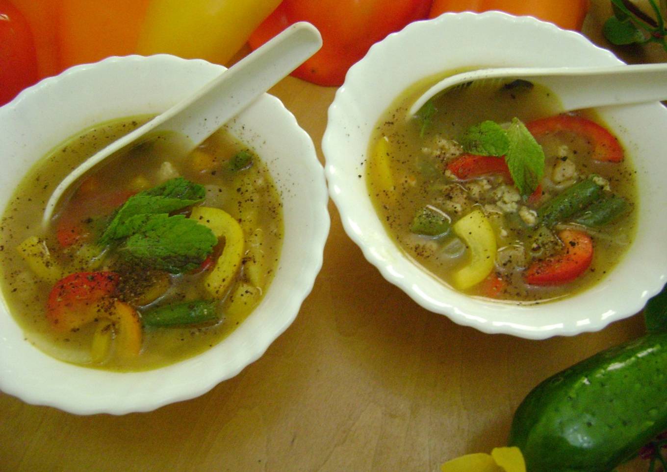 Lemony Chicken & Bell Pepper Soup