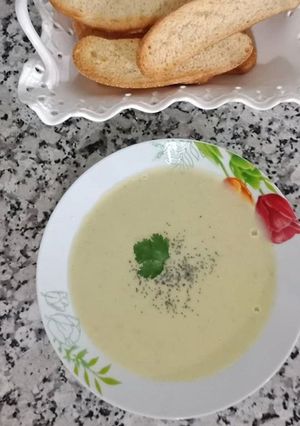 صورة لوصفة شوربة القرع الأخضر 😋